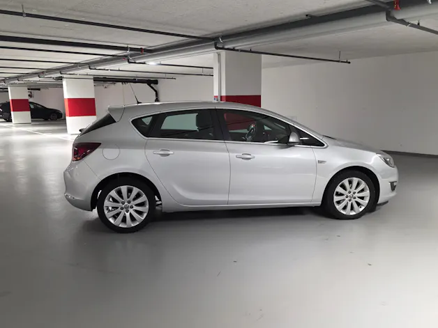 OPEL Astra 1.4i 16V Turbo Cosmo Automatic