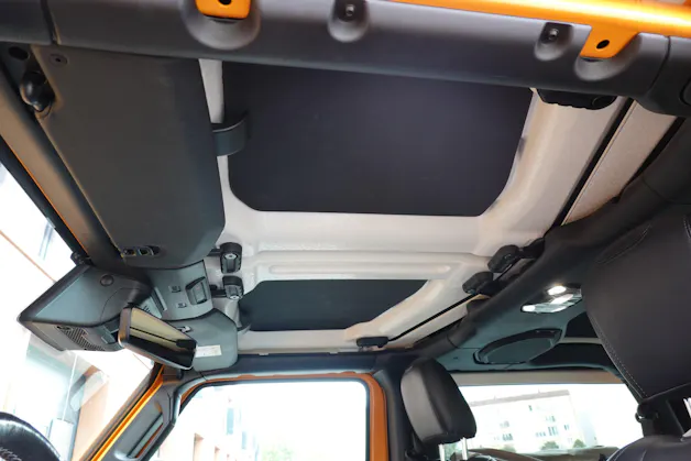 JEEP 2.0 Sahara - "Préparation complète Camping * CH Auto * Camera * Capteur avant/arrière * Intérieur Cuir"