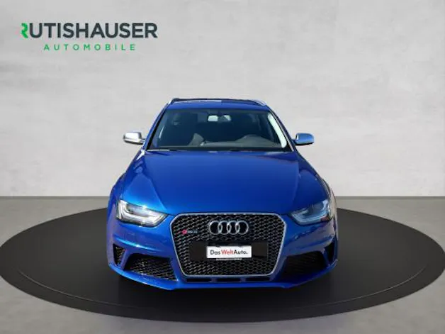 AUDI RS4 Avant 4.2 FSI quattro