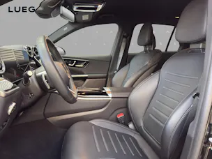 MERCEDES-BENZ GLC 200 4M - AMG / DISTRONIC / 360 Grad Kamera / Sitzklima / Soundsystem