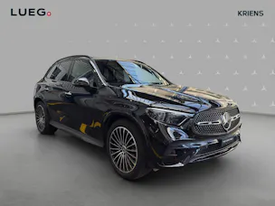MERCEDES-BENZ GLC 200 4M - AMG / DISTRONIC / 360 Grad Kamera / Sitzklima / Soundsystem