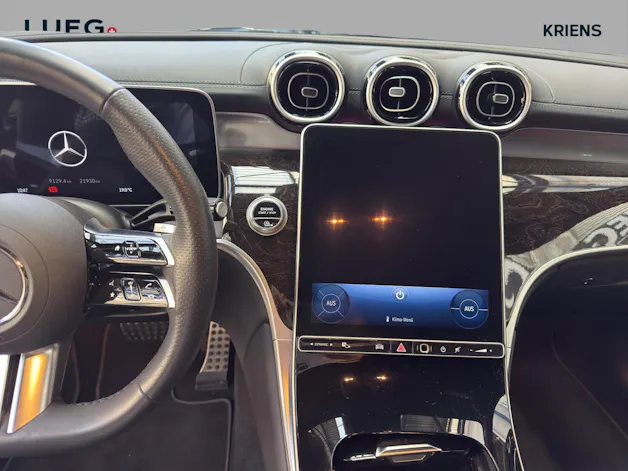 MERCEDES-BENZ GLC 200 4M - AMG / DISTRONIC / 360 Grad Kamera / Sitzklima / Soundsystem