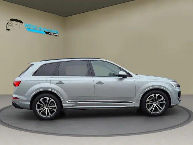 AUDI Q7 50 TDI quattro S Line tiptronic