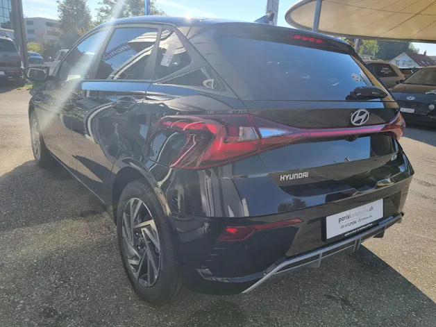 HYUNDAI i20 1.0 T-GDi Amplia DCT