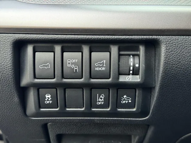 Subaru Outback 2.0D Swiss AWD Lineartronic *Rückfahrkamera + Sitzheizung*