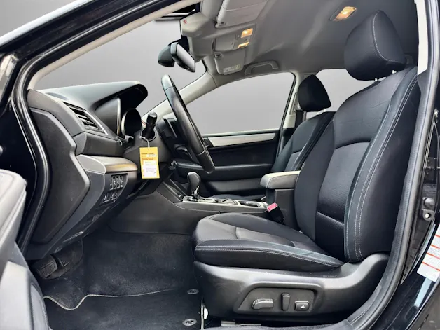 Subaru Outback 2.0D Swiss AWD Lineartronic *Rückfahrkamera + Sitzheizung*