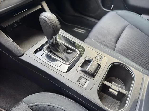 Subaru Outback 2.0D Swiss AWD Lineartronic *Rückfahrkamera + Sitzheizung*