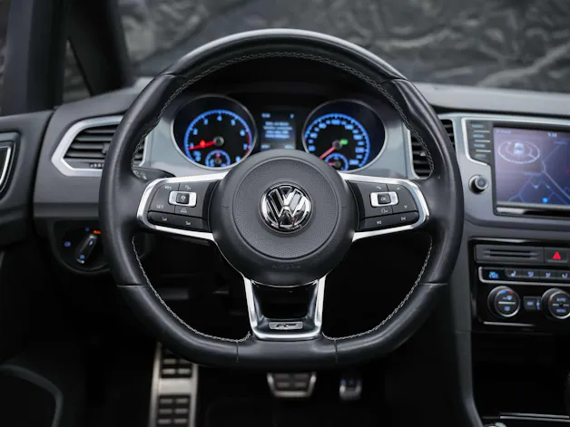 VW Golf Sportsvan 1.4 TSI R-Line DSG *Panorama*CH Fahrzeug*