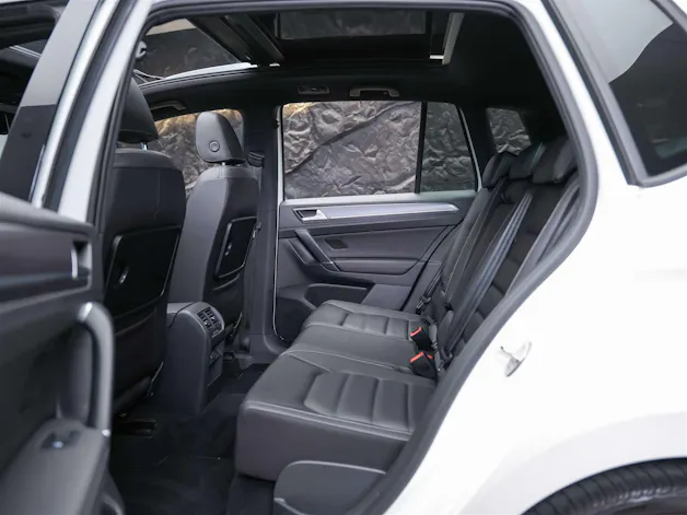 VW Golf Sportsvan 1.4 TSI R-Line DSG *Panorama*CH Fahrzeug*