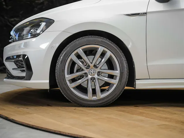 VW Golf Sportsvan 1.4 TSI R-Line DSG *Panorama*CH Fahrzeug*