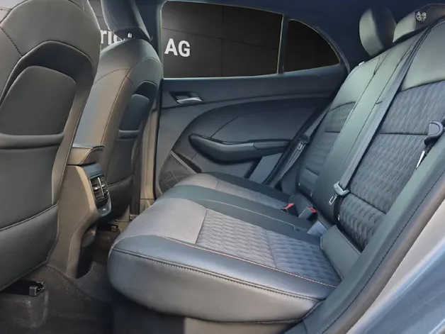 MG 3 1.5 Hybrid Luxury