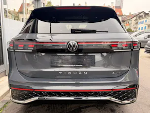 VW Tiguan 2.0 TSI 265PS 4Motion R-Line ***PANORAMADACH***