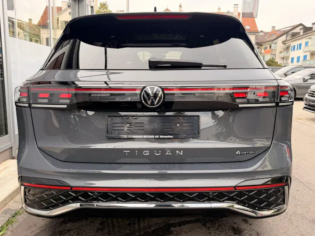 VW Tiguan 2.0 TSI 265PS 4Motion R-Line ***PANORAMADACH***
