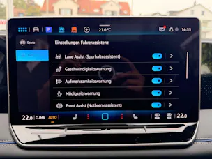 VW Tiguan 2.0 TSI 265PS 4Motion R-Line ***PANORAMADACH***
