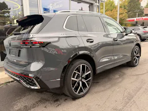 VW Tiguan 2.0 TSI 265PS 4Motion R-Line ***PANORAMADACH***