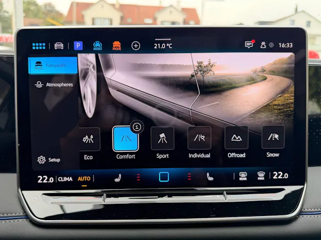 VW Tiguan 2.0 TSI 265PS 4Motion R-Line ***PANORAMADACH***