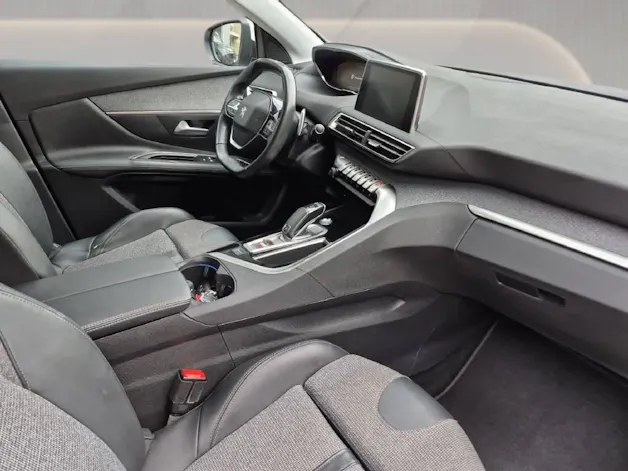 PEUGEOT 3008 Essence 130ch EAT8 Allure