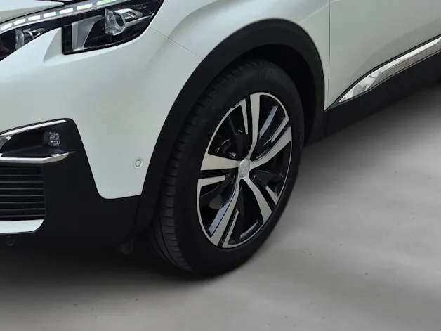 PEUGEOT 3008 Essence 130ch EAT8 Allure