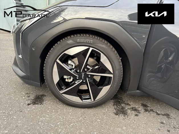 Kia EV4 81 kWh Earth+