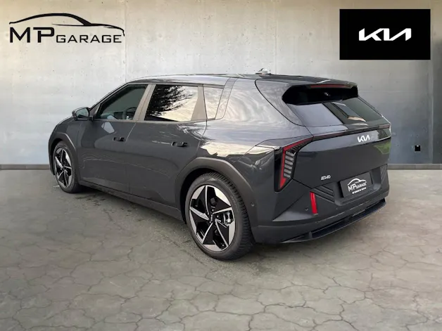 Kia EV4 81 kWh Earth+