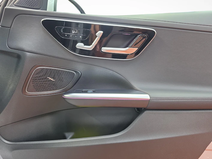 Fahrzeugbild MERCEDES-BENZ C 220
