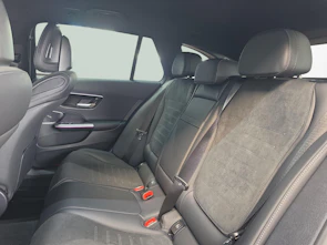 Fahrzeugbild MERCEDES-BENZ C 220 d 4MATIC T-Modell Swiss Star AMG Line