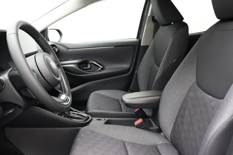 Fahrzeugbild TOYOTA YARIS