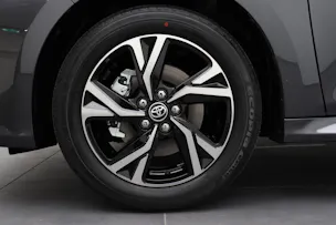 Toyota Yaris 1.5 VVT-i HSD Trend inkl. Gratisservice