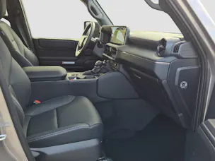 Toyota Land Cruiser 2.8 D 48V 230 Rebel