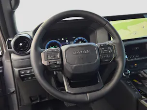 Toyota Land Cruiser 2.8 D 48V 230 Rebel