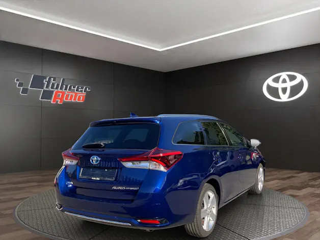 Toyota Auris Touring Sports 1.8 HSD Trend