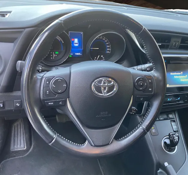 Toyota Auris Touring Sports 1.8 HSD Trend