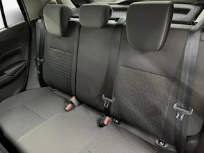 https://vehicle.imgix.net/4500024/d7c952b4-8dee-4c20-bf09-225eb4d63047.jpg
