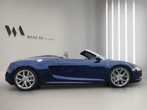 AUDI R8 Spyder 5.2 FSI V10 quattro S-Tronic