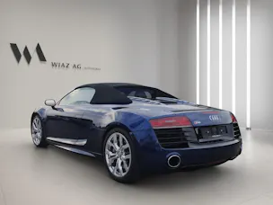 AUDI R8 Spyder 5.2 FSI V10 quattro S-Tronic