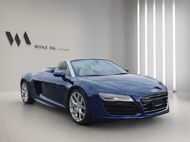 AUDI R8 Spyder 5.2 FSI V10 quattro S-Tronic