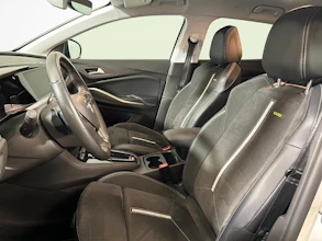 https://vehicle.imgix.net/4500055/efe1e5c0-06a9-4900-ba4a-cffab36b0ac4.jpg