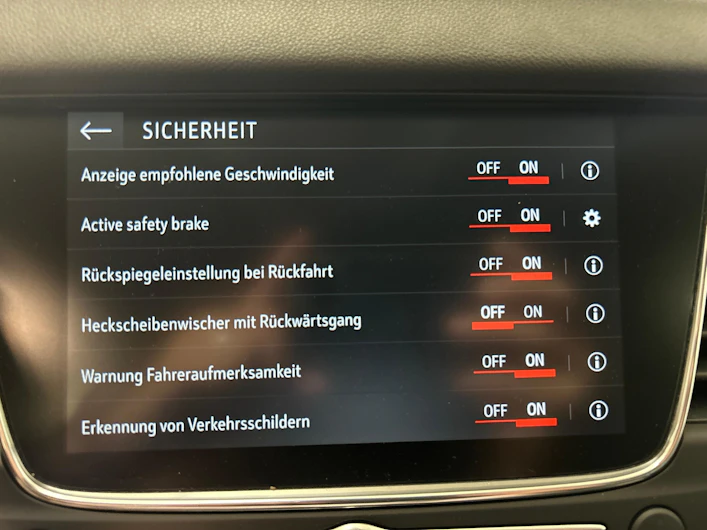 Fahrzeugbild OPEL GRANDLAND X