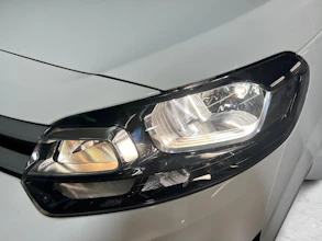 https://vehicle.imgix.net/4500069/6fa6db74-a2db-4cc9-88a2-788905ca3fb6.jpg