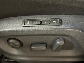 https://vehicle.imgix.net/4500078/91e000bf-6195-4d1f-8046-b3540838befa.jpg
