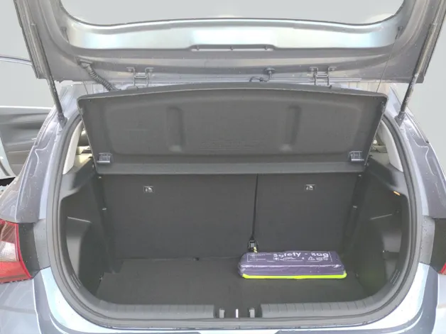 HYUNDAI i20 1.0 T-GDi Amplia