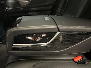 BMW 7er Reihe G11 730d xDrive SAG