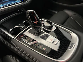 https://vehicle.imgix.net/4500095/822a8f43-4660-4050-8028-af765eed7580.jpg