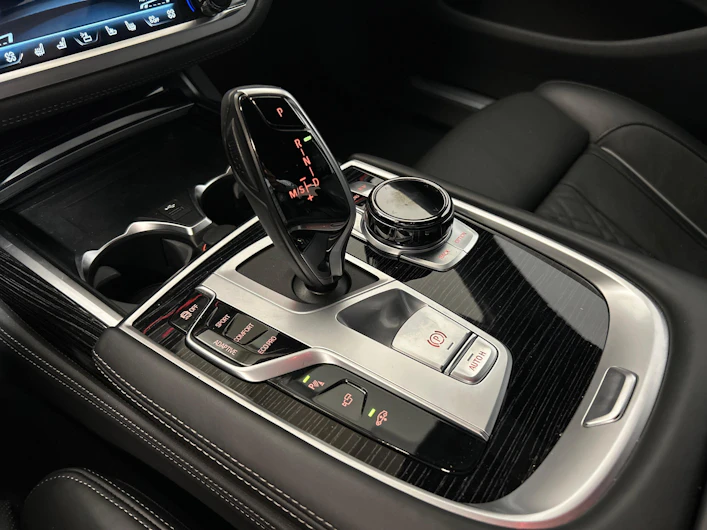 image du véhicule BMW 7 SERIES