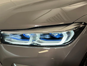 https://vehicle.imgix.net/4500095/b7764b4a-3c3c-4991-a440-bf98539193d1.jpg