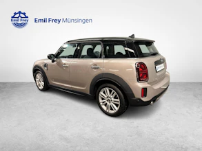 https://vehicle.imgix.net/4500101/9b29a8c0-b3cf-4924-95e0-ae16d8371338.jpg