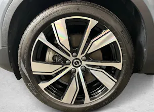 VOLVO XC40 P8 Twin R-Design AWD