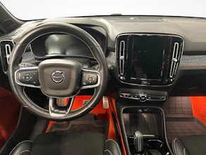 https://vehicle.imgix.net/4500105/a8599f9b-ab0d-401e-9224-4af7efbea02e.jpg
