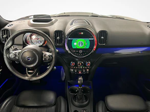 https://vehicle.imgix.net/4500113/a592e33a-27e8-402d-bb0f-c433dced3431.jpg
