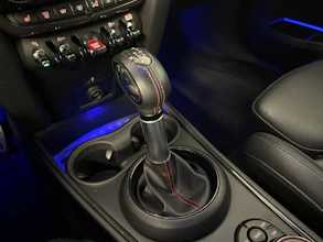 https://vehicle.imgix.net/4500113/ec677b64-a532-46b0-b47c-b7e72746ec2a.jpg